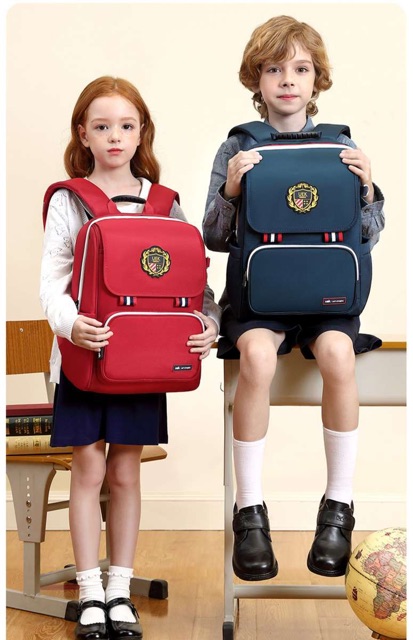 Balo Chống Gù UEK University Cao Cấp phong cách hoàng gia Anh