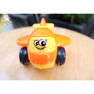 Máy bay chạy trớn cho bé