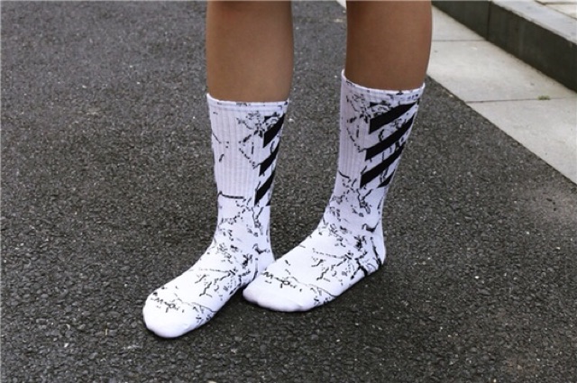Tất vớ OFF WHITE phẩy sơn hàng Quảng Châu