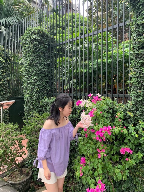 Áo trễ vai buộc tay