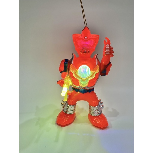 LỒNG ĐÈN TRUNG THU SIÊU NHÂN CẦM XÚNGG
