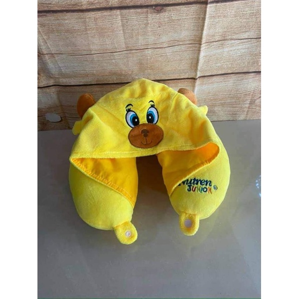 Gối kê cổ kèm nón quà Nutren