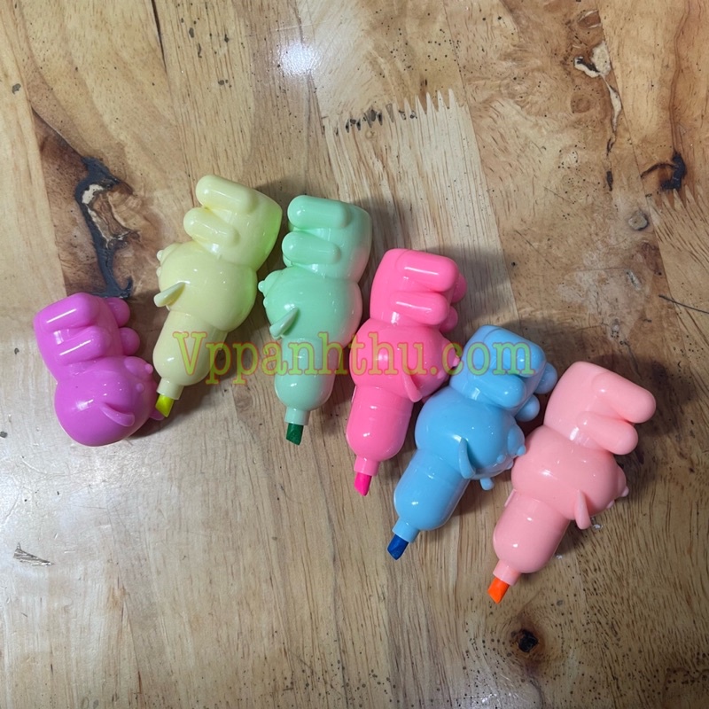 BÚT MÀU DẠ QUANG KHÚC