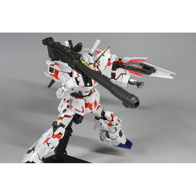 Mô hình lắp ráp Gunpla RG 1/144 Unicorn RX-0 Gundam Bandai Japan