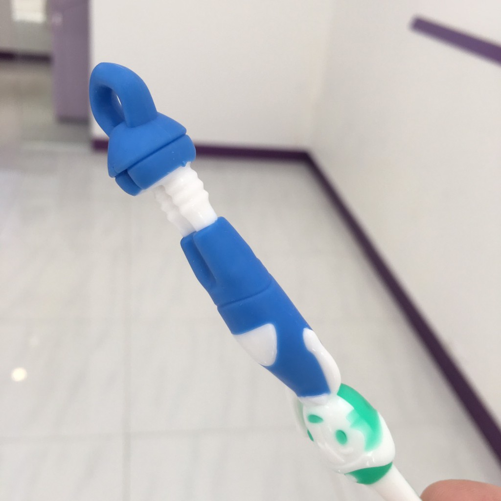 Bàn trải đánh răng trẻ em siêu mềm cao cấp tặng kèm đồ chơi cho bé TD2015-1TOOTHBRUSH