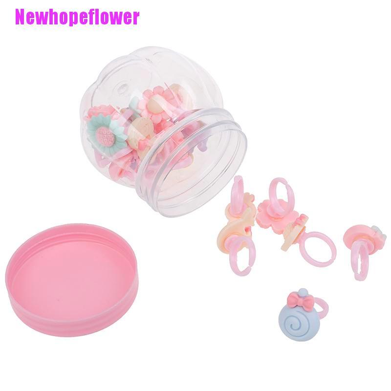 Bộ 20 Nhẫn Nhựa Nhiều Kiểu Dáng