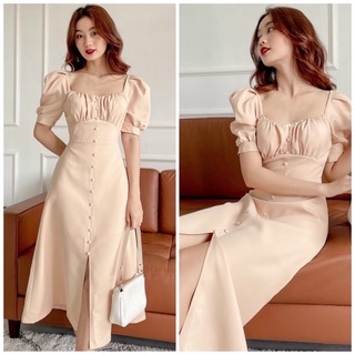 Đầm váy kem nhúng ngực nút trước