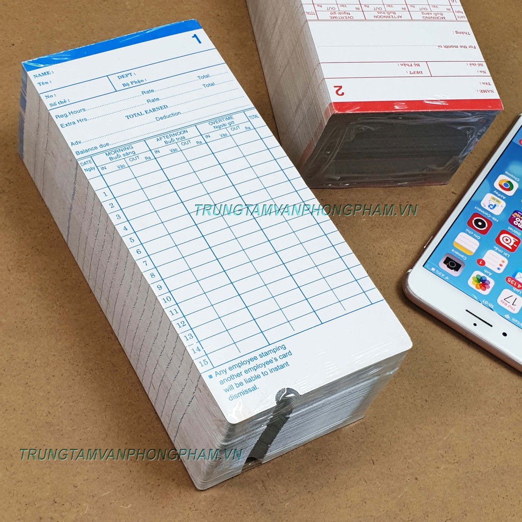 LỐC 100 TỜ thẻ chấm công giấy Anh / Hoa Việt dày dùng máy King Power , Coper ...