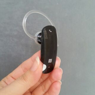 Tai nghe Bluetooth IBuffalo BSHSBE33WH/BK/RD/BL
