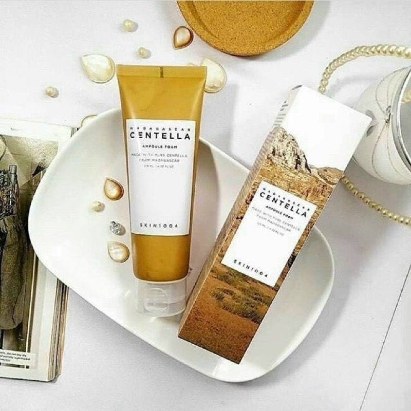 Sữa Rửa Mặt Chiết Xuất Rau Má Dịu Nhẹ Làm Sạch Sâu Da Skin1004 Madagascar Centella Asiatica Ampoule Foam 125ml 36