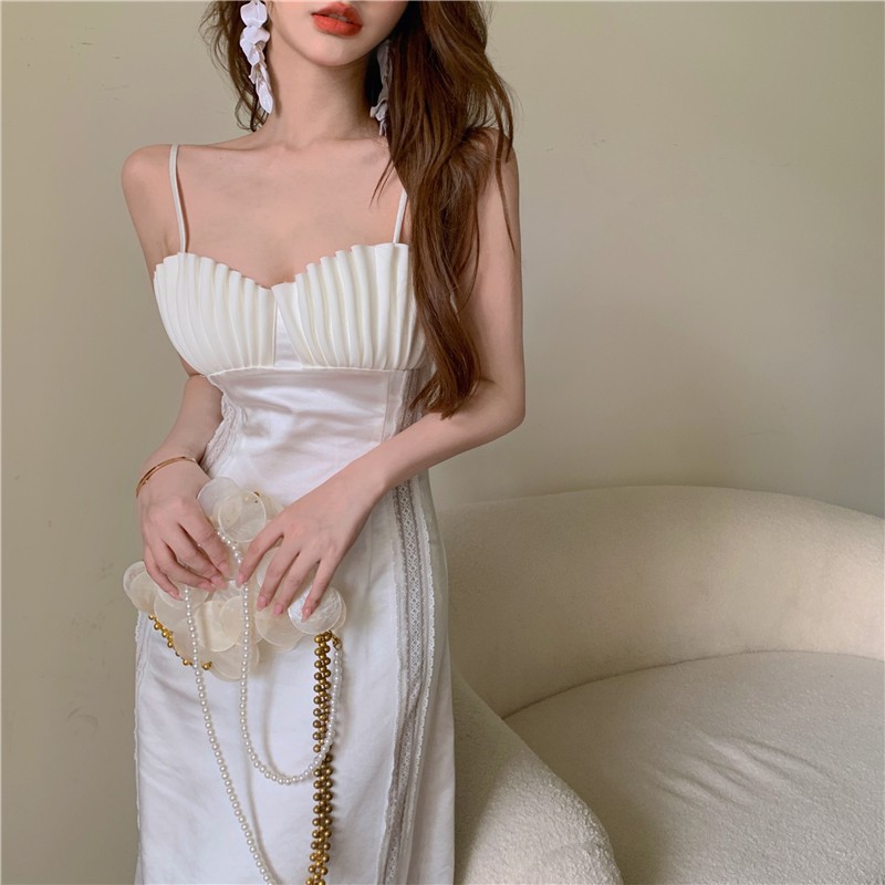 Váy dự tiệc 2 dây ren dọc ngực vỏ sò