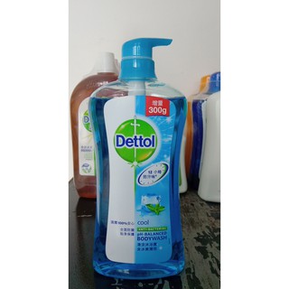 Sữa Tắm Dettol dung tích 950ml mùi bạc hà