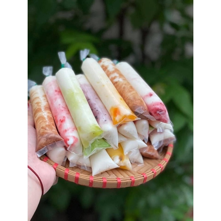 Sữa chua dẻo trái cây mix 15 vị ngẫu nhiên ( Set 10 bịch - SHIP HỎA TỐC )