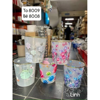 Xọt rác nhựa viền vàng hoa văn đẹp
