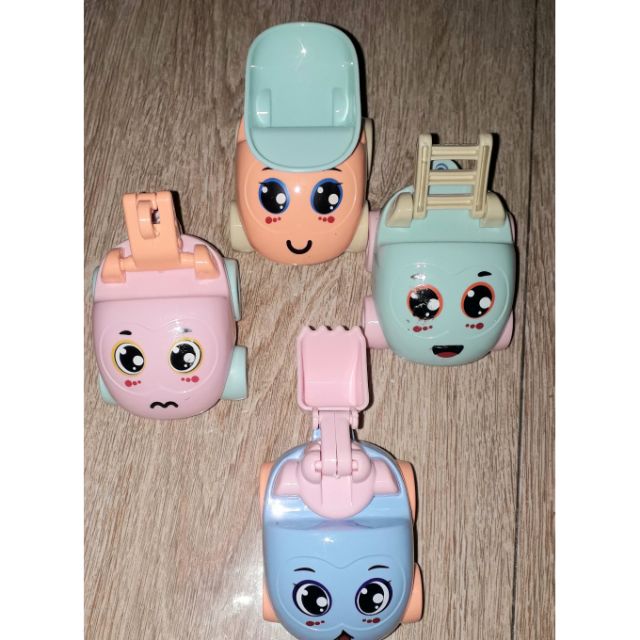 Sét 4 chiếc xe mô hình biệt đội vui vẻ bằng nhựa chạy chớn rất đẹp