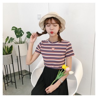 áo phông cổ trái tim