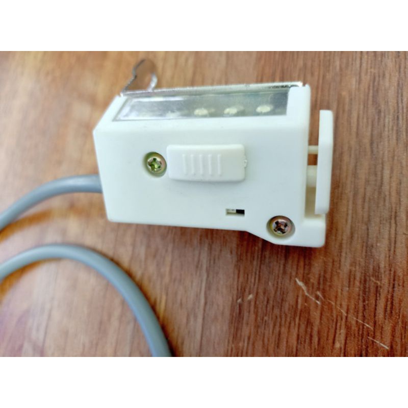 Đèn lại mũi máy 1kim, dây dài 1.0m