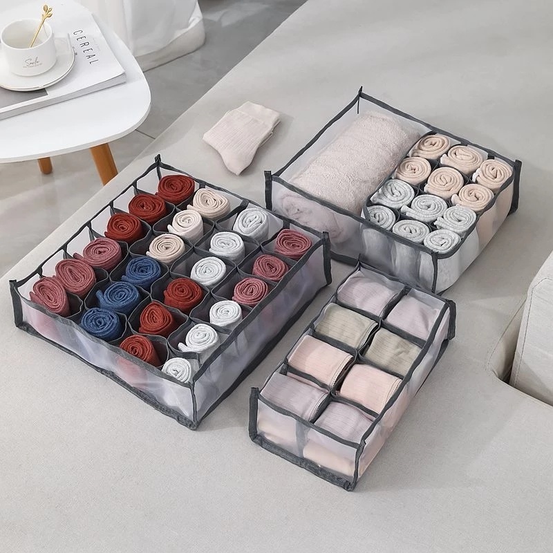 Hộp Đựng Đồ Lót Và Vớ Chia Ngăn Tiện Dụng Cho Ký Túc Xá