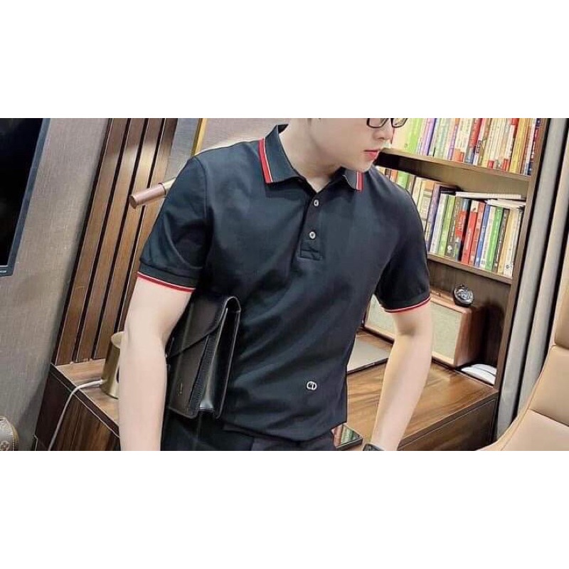 ÁO POLO NAM ĐEN TRẮNG CỔ & TAY VIỀN ĐỎ .