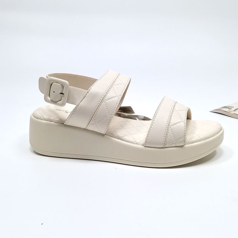 Sandal màu trắng - nhiều mẫu . xuất uk