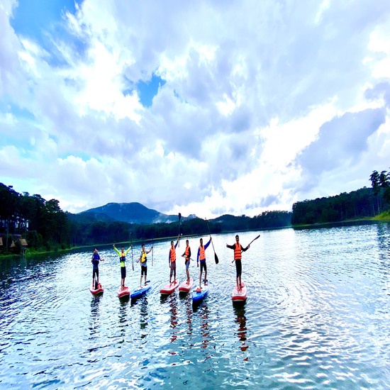 [EVoucher Vietravel] Đà Lạt: Chèo Thuyền Sup Hồ Tuyền Lâm - Ăn Trưa BBQ