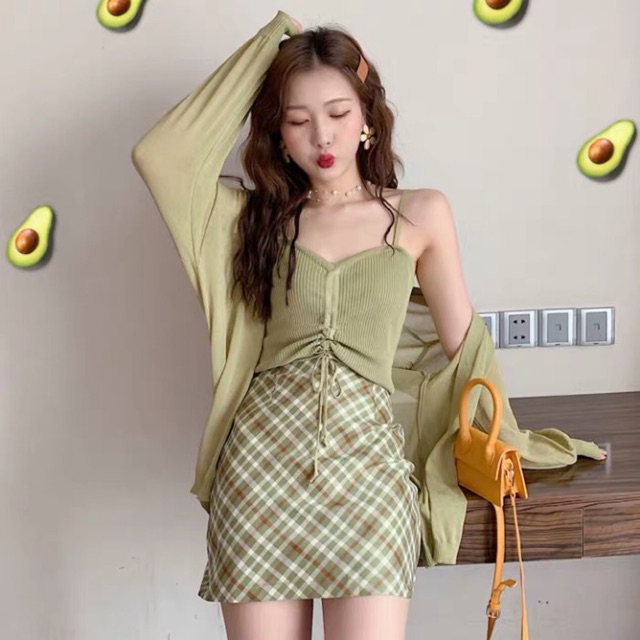 CHÂN VÁY KẺ XANH