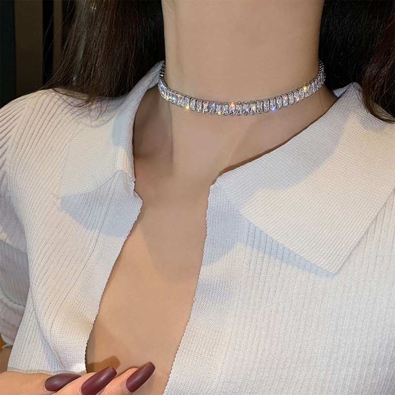 Vòng Cổ Choker Dát Đá Zircon Sang Trọng