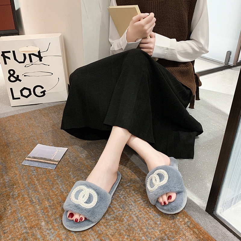 Dép Đi Trong Nhà Chữ Đính Hạt Oo Cao Cấp