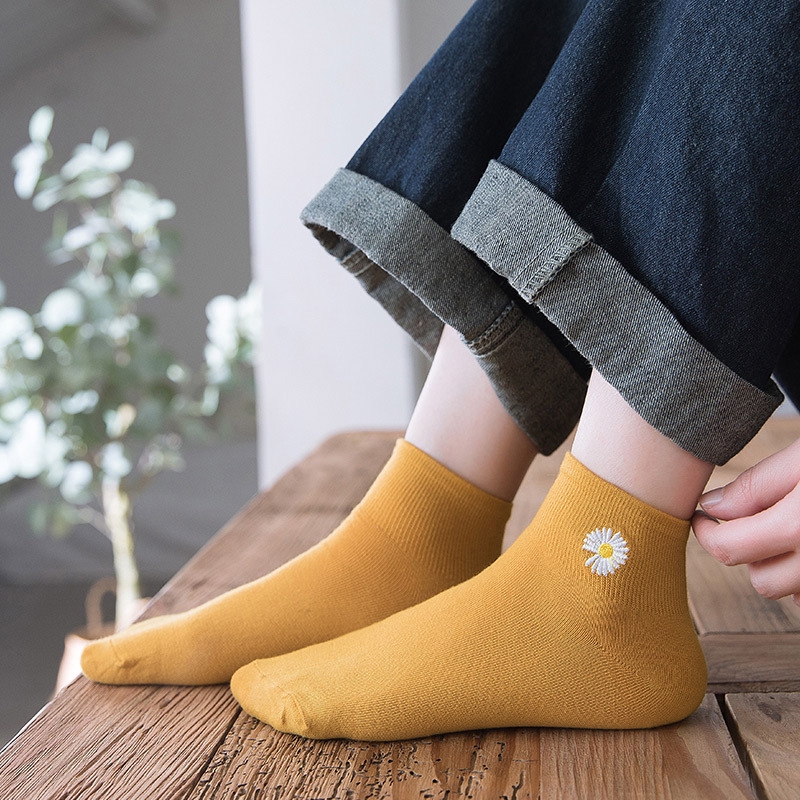 Vớ Cotton Họa Tiết Hoa Xinh Xắn Cho Nữ