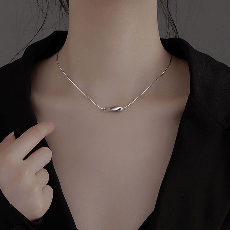 Vòng cổ Dạng Xoắn Thời Trang Sang Trọng Cho Nữ