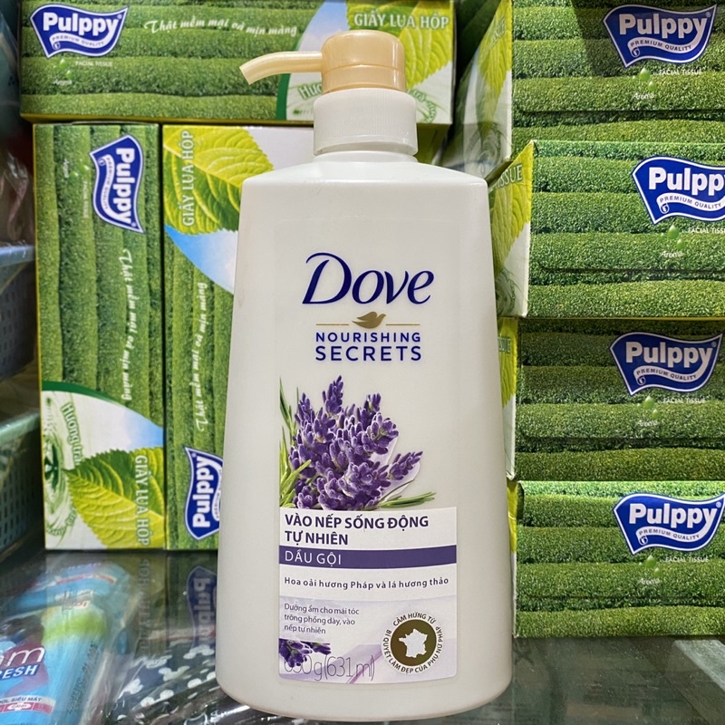 Dầu gội Dove hương hoa oải hương vào nếp tự nhiên 640g