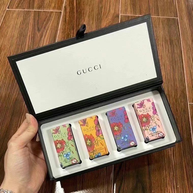 [Hàng mới về] Hộp quà tặng 4 lọ nước hoa Gucci Flower Dance Eau De Toilette 5ml