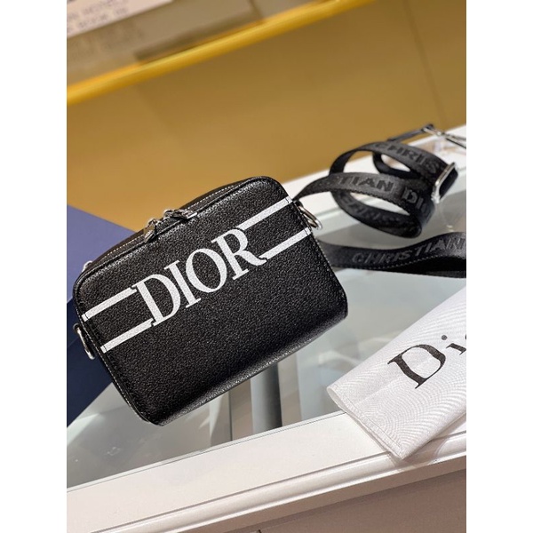 Túi đeo chéo D.IOR BAG