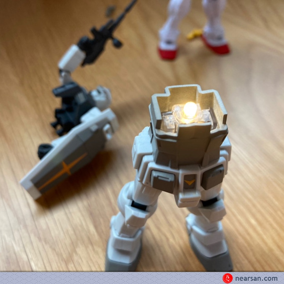 Gundam RX-78-3 Mô Hình Lắp Ráp Phát Sáng BANDAI Gashapon Ultimate Luminous Gundam 2