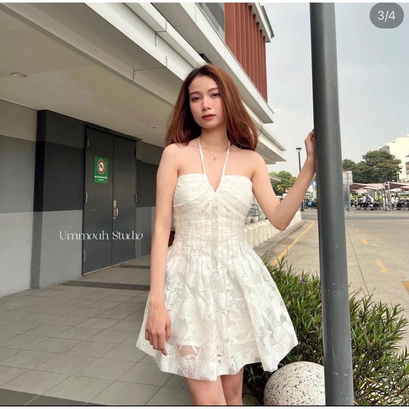 ĐẦM HOA NỔI DÂY YẾM RÚT NGỰC CHIẾT EO