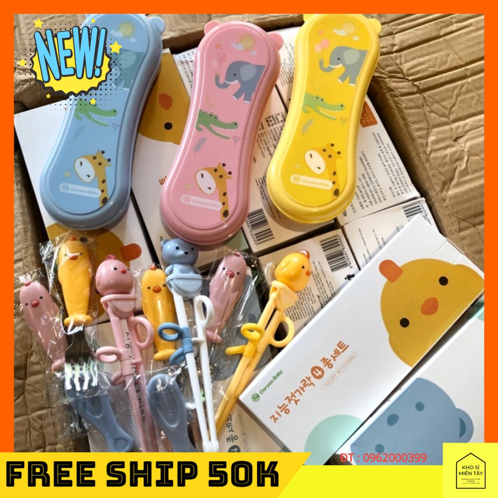 FREE SHIP 50K - Bộ muỗng đũa tập ăn cho bé siêu dễ thương hot hit siêu rẻ màu hồng màu vàng màu xanh