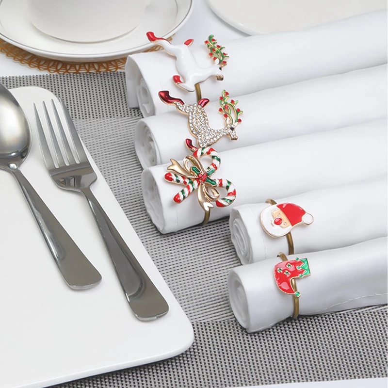 Vòng Giữ Khăn Ăn Bằng Kim Loại Họa Tiết Giáng Sinh Dễ Thương