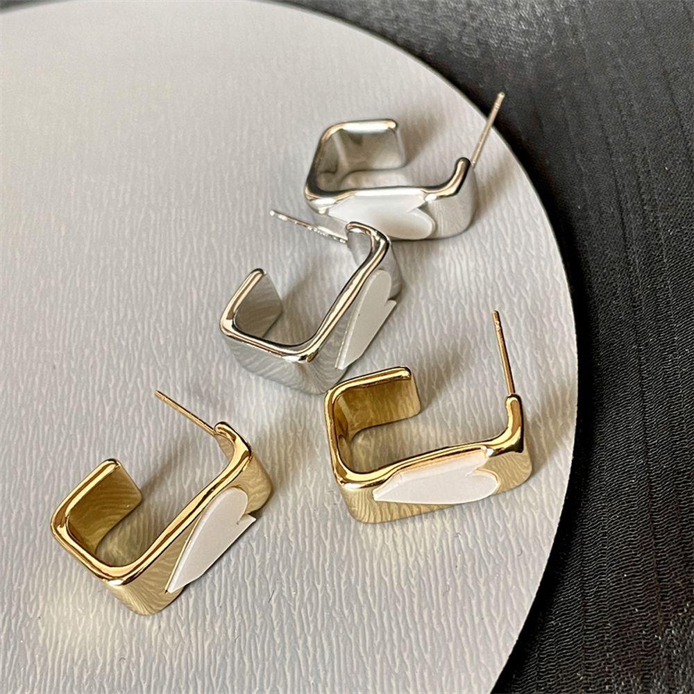 Khuyên Tai Kim Loại Hình Vuông Trái Tim Sang Trọng Phong Cách Retro Cho Nữ
