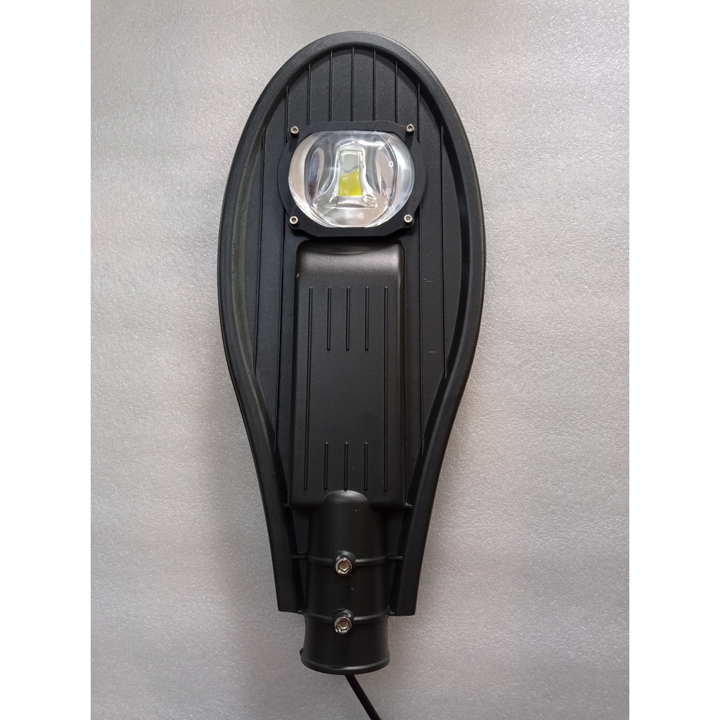 ĐÈN ĐƯỜNG LED LÁ CÔNG SUẤT 50W, 100W - 220V - ÁNH SÁNG TRẮNG - GIÁ RẺ