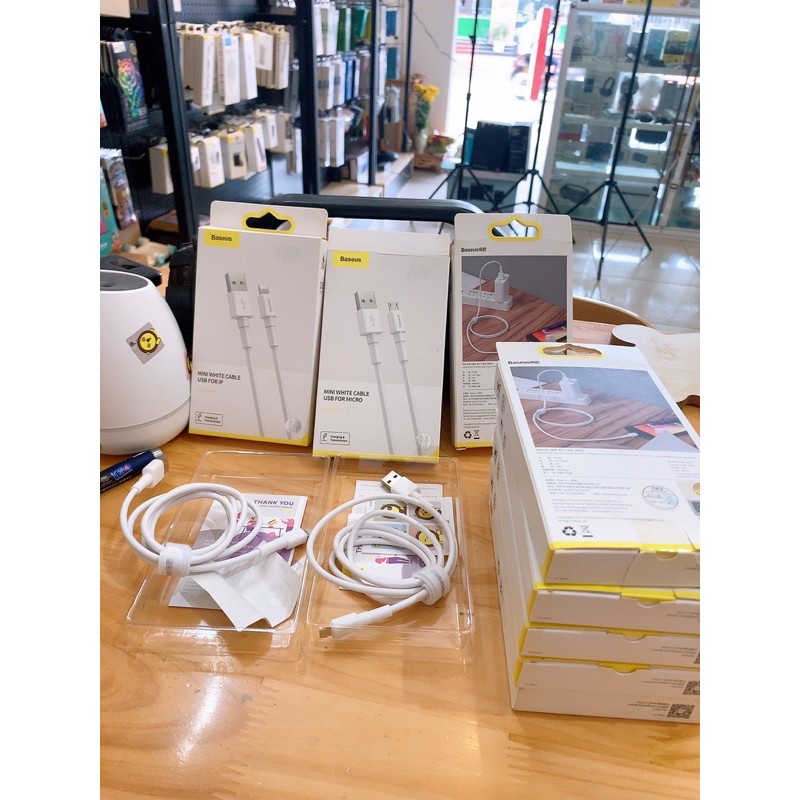 Cáp Sạc Siêu Nhanh 2.4A MINI WHITE BASEUS Cho IPHONE/IPAD/ANDROID