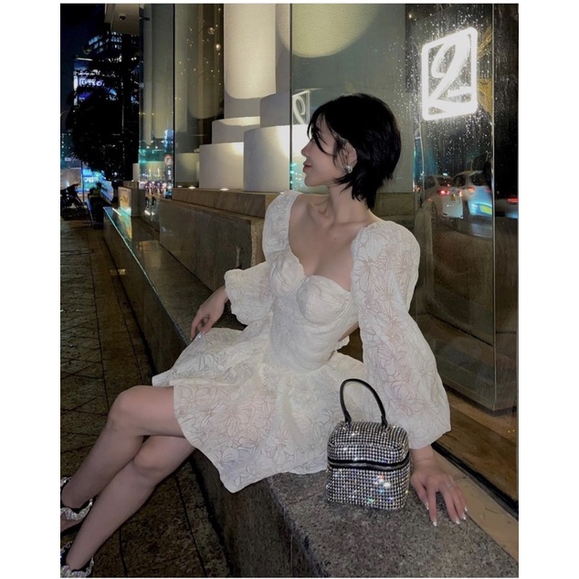 ĐẦM TRẮNG TAY BỒNG HOA NỔI CÚP NGỰC HỞ LƯNG MS47