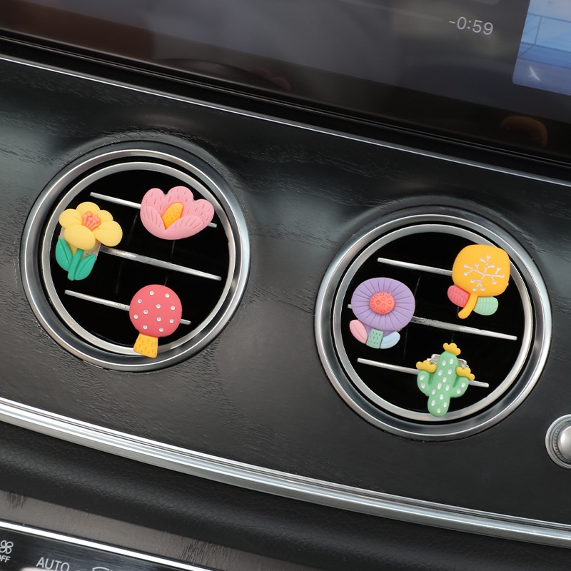 Kẹp Khuếch Tán Nước Hoa Gắn Điều Hòa Xe Hơi Tiện Dụng