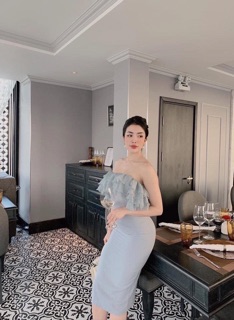 Đầm trễ vai dự tiệc