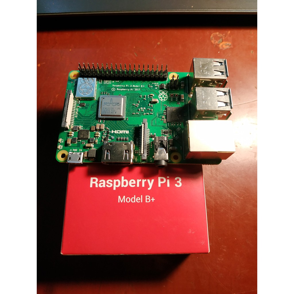Combo Raspberry Pi3 Model B+ full phụ kiện đi kèm