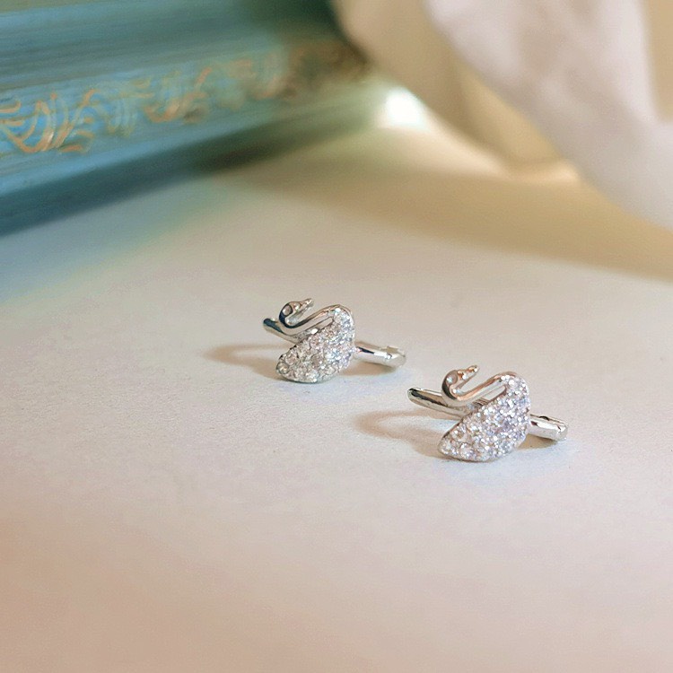 Khuyên tai bạc 925 thiên nga xinh xắn trẻ trung Dế Bạc