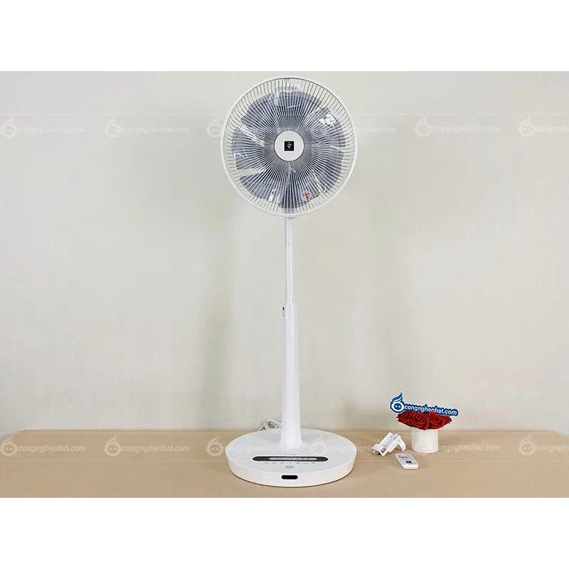 Quạt điện Sharp PJ-L3DS-W 7 cánh Tạo ion Plasma khử mùi - Hàng nội địa Nhật - Mới 100% - Bảo hành 12 tháng