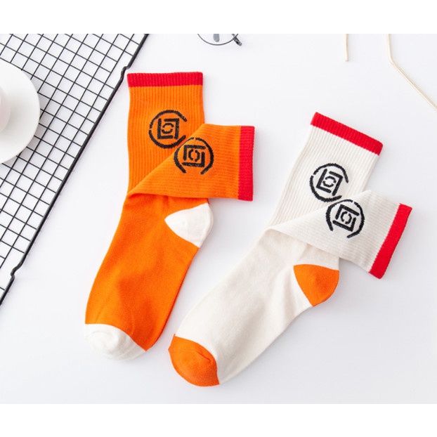 Vớ thể thao cao cổ Nam Nữ phong cách trẻ trung, năng động.