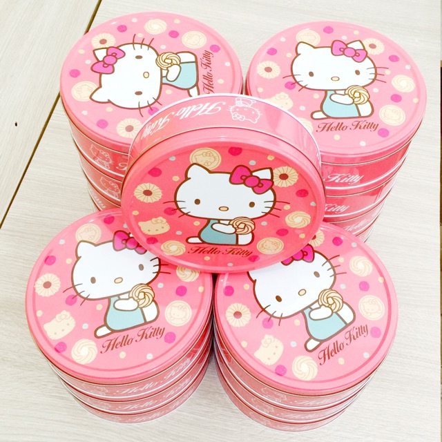 Hộp đựng bánh bằng thiếc Hello Kitty . Hộp đựng cookie dễ thương. ĐK:19,2cm, cao:7cm