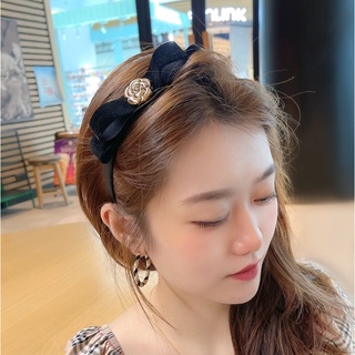 Cài tóc nơ vuông kèm hoa hồng