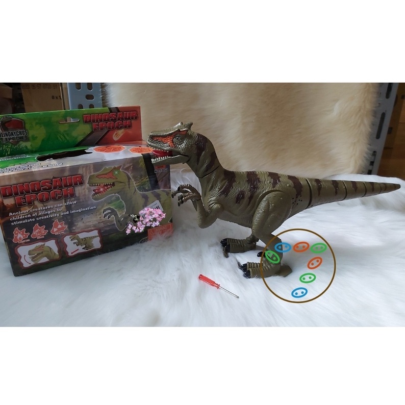 Đồ chơi khủng long DInosaur Deinonychus Epoch 1062+ tặng kèm 3 pin AA
